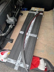 Tesla Model Y 啞碳纖尾翼