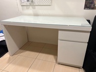 MALM 書桌/工作桌，白色，140× 65 公分