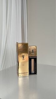 YSL完美哑光羽毛粉底液#B10 (5/2022到期）