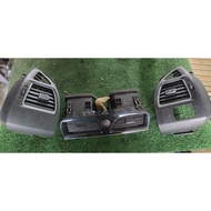 Aircond vent nissan serena C26