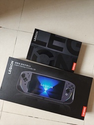 Lenovo Legion Y700 4代 s8 elite + G9手柄 (不議）