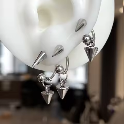 Punk Rivet Earrings for Women Korean Fashion Geometric Earrings Charms Goth Grunge Earrings Accessor