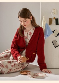 สร้อยข้อเท้า Red Classic Ivy League กระเป๋าเสื้อ Wol Open คาร์ดิเกน กระดุมไม้ เสื้อสเวตเตอร์ถัก ฤดูใ