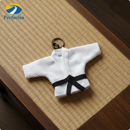 Perfeclan 2 Pieces Judo Uniform Keychain Mini Judo Gi Charm Compact Fighting Arts Uniform Keyring fo