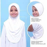 Borong Tudung Sekolah Ada getah didagu Kain Lycra Korea Saiz SS S M L Putih Hitam Black White Wholes