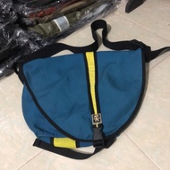 Crumpler Salad'N SOUP SLING BAG ORIGINAL(second like new)