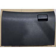 Toyota wish glove box