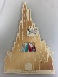 Disney Pin Frozen Anna+Elsa+米妮米奇+城堡支架