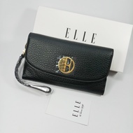 ELLE (EL500) กระเป๋าสตางค์ผู้หญิงใบยาว สามพับ สีดำ หนังแท้ หนังลายลิ้นจี่ โลโก้สีทอง มีสายคล้องมือ ข
