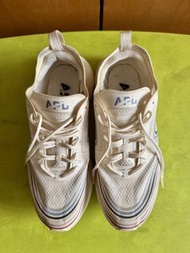 運動時裝 跑步 全能鞋 APL Fashionable Streamline W Sneakers for running and everything