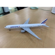 AIRFRANCE aircraft model 18cm with wheels (Airplane model + Base)