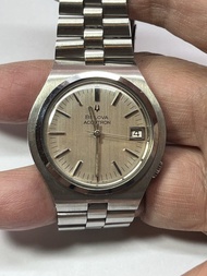 Bulova Accutron 古董全不鏽鋼音叉錶，全原裝，行走正常，錶殼未經打磨，特色錶帶三段，有彈弓，錶帶足長度有18.5