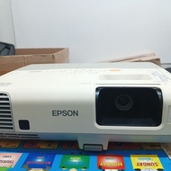 proyektor Epson EB 900 HDMI