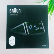 นาฬิกาปลุก ดิจิตอล พร้อมแท่นชาร์จไร้สาย Digital Alarm Clock with VA LCD Display Wireless Fast Chargi