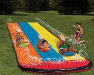 新款pvc兒童三人滑水道親子戶外草坪噴水衝浪板玩具原