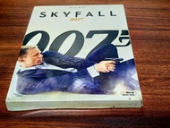 電影 Skyfall 007 Blu-ray 外盒有瑕疵