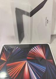 APPLE 12.9 iPad Pro Wi-Fi + 網絡 128GB 深空灰色第 5 代 Plus 妙控鍵盤 日本黑色