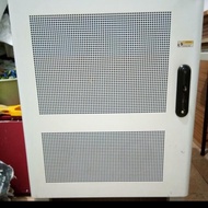 Rak Server ukuran 15U Instalasion Outdoor dan Indoor