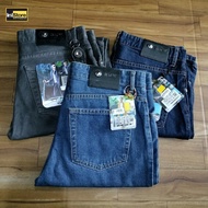 Jeans bmw*