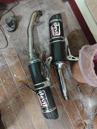 川崎 z1000 二代 專用改裝排氣管 品項優 正品 devil 排氣管 惡魔管 二手品