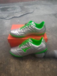 sepatu futsal calci original