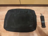 Fujitsu 手提電腦袋（全新）