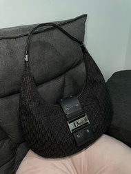 Dior 黑老花Punk扣半月包 肩背包