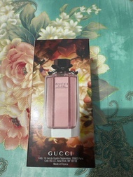 Gucci 香水flora