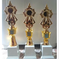 Piala Paket Satu Set