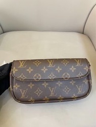 LOUIS VUITTON Wallet on Chain IVY 經典鏈條 法棍包 單肩包 棕色