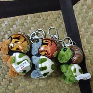 Keychain Penyu helmet corak api  souvenir cenderahati Terengganu