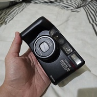 yashica kyocera zoomtec 60 analog film camera bukan contax leica T2 T3 fujifilm canon