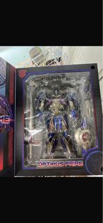 Threezero DLX 變形金剛 Optimus Prime