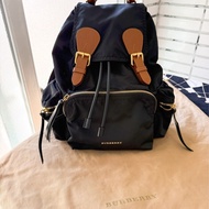 二手BURBERRY黑色金鏈尼龍中款雙肩包後背包Rucksack