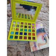 30 colors eyeshadow palette