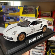 Porsche 911 Turbo S metal car model scale 1:32 White