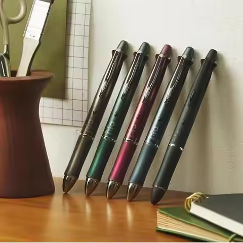 Pilot Dr.grip 4+1 Multifunctional Ballpoint Pen 0.5mm Four-color Ballpoint Pen + 0.5 Mechanical Penc