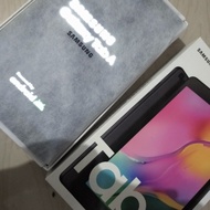 Samsung tablet A 8" 2019 2/32 Seperti baru