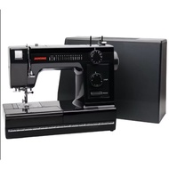 Janome HD1000 Heavy Duty Sewing Machine (Black Edition)