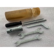 💯 ORIGINAL TOOLBOX / TOOLSET / BEKAS SPANA YAMAHA Y125 Y125Z Y125ZR 125Z 125ZR ORIMOTO ✅