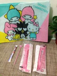 EVA air 長榮航空 Hello Kitty 彩繪機 環保餐具組 枕頭套