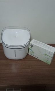Petoneer Ultra 紫外光消毒寵物飲水機 連環保濾芯四個