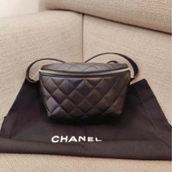 全新 Chanel黑色銀扣羊皮員工腰包