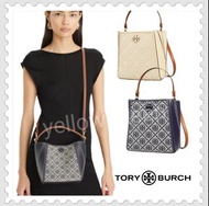新款✨現貨‼️Tory Burch McGraw 新版小號提花織布拼接荔枝紋牛皮水桶包✨Tory Burch嘅T Monogram McGraw細水桶包真係好靚㗎😍用咗精選嘅荔枝紋皮革🌟配搭埋標誌性嘅