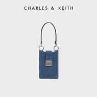 CHARLES&KEITH สินค้าใหม่ CK6-70840529-1 กระเป๋าใส่โทรศัพท์มือถือข้ามร่างกายผ้ายีนส์ย้อนยุค Denim Blu