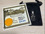 Bill Wall Leather Initial Crown Pendant （W字母皇冠吊墜）