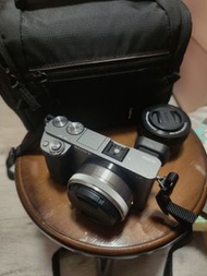 Sony A6000
A6000 kit set 16-50mm 
+ SEL16f28  Lens
