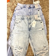 Guess tattered Moms jeans