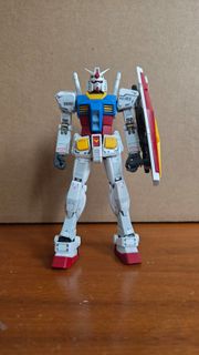 Bandai RG RX-78-2 完成品