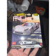 Hotwheels Premium Koenigsegg CC850/ car model